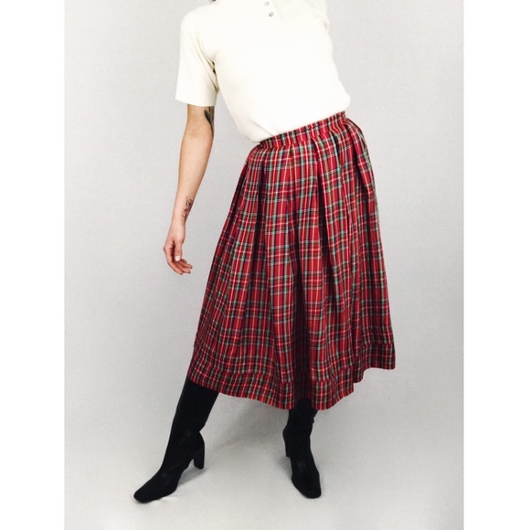 Vintage 60’s Plaid A-Line Midi Skirt in RedSize XS